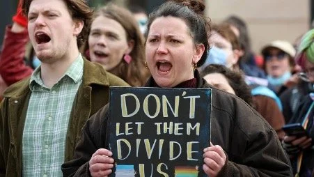 yalangoch mulatto lesbiyan Desiree de luca pac